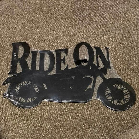 Motorcycle Decor Metal Wall Art Sign Plaque Ride On Man Cave Vintage Style NEW - Picture 1 of 8